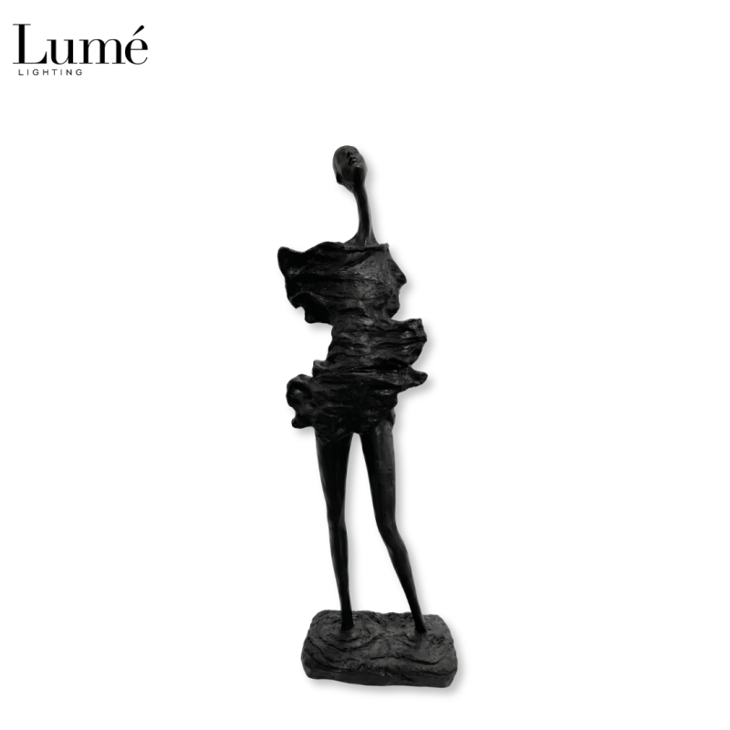 BELORE 56 STATUA CRNA