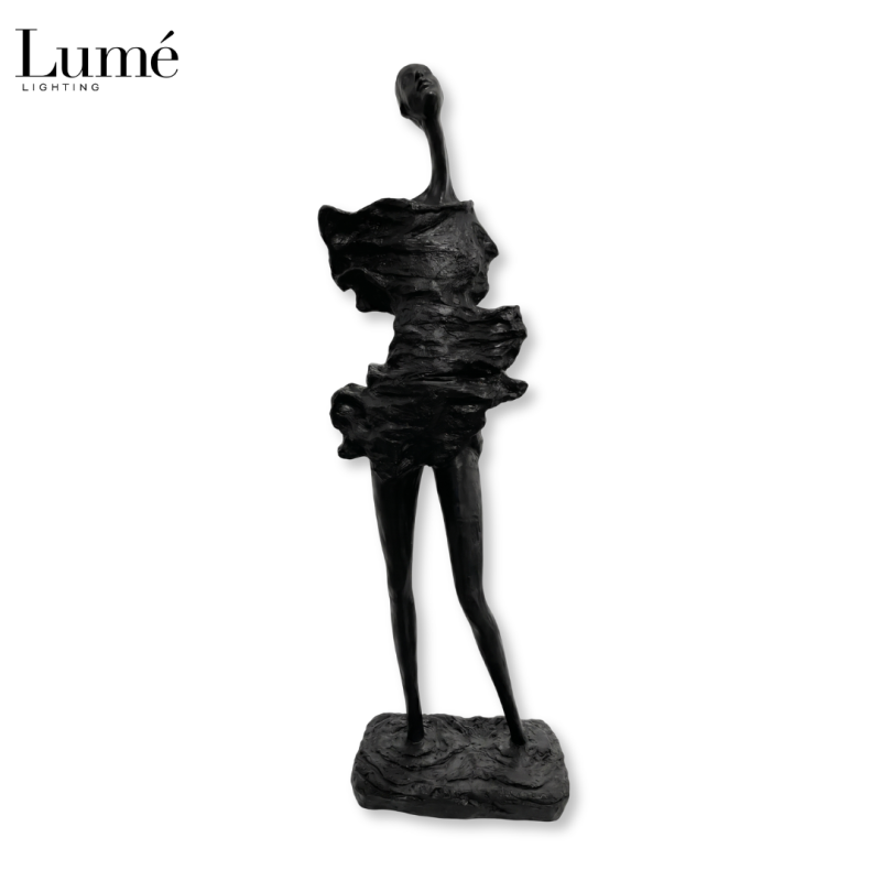 BELORE 57 STATUA CRNA